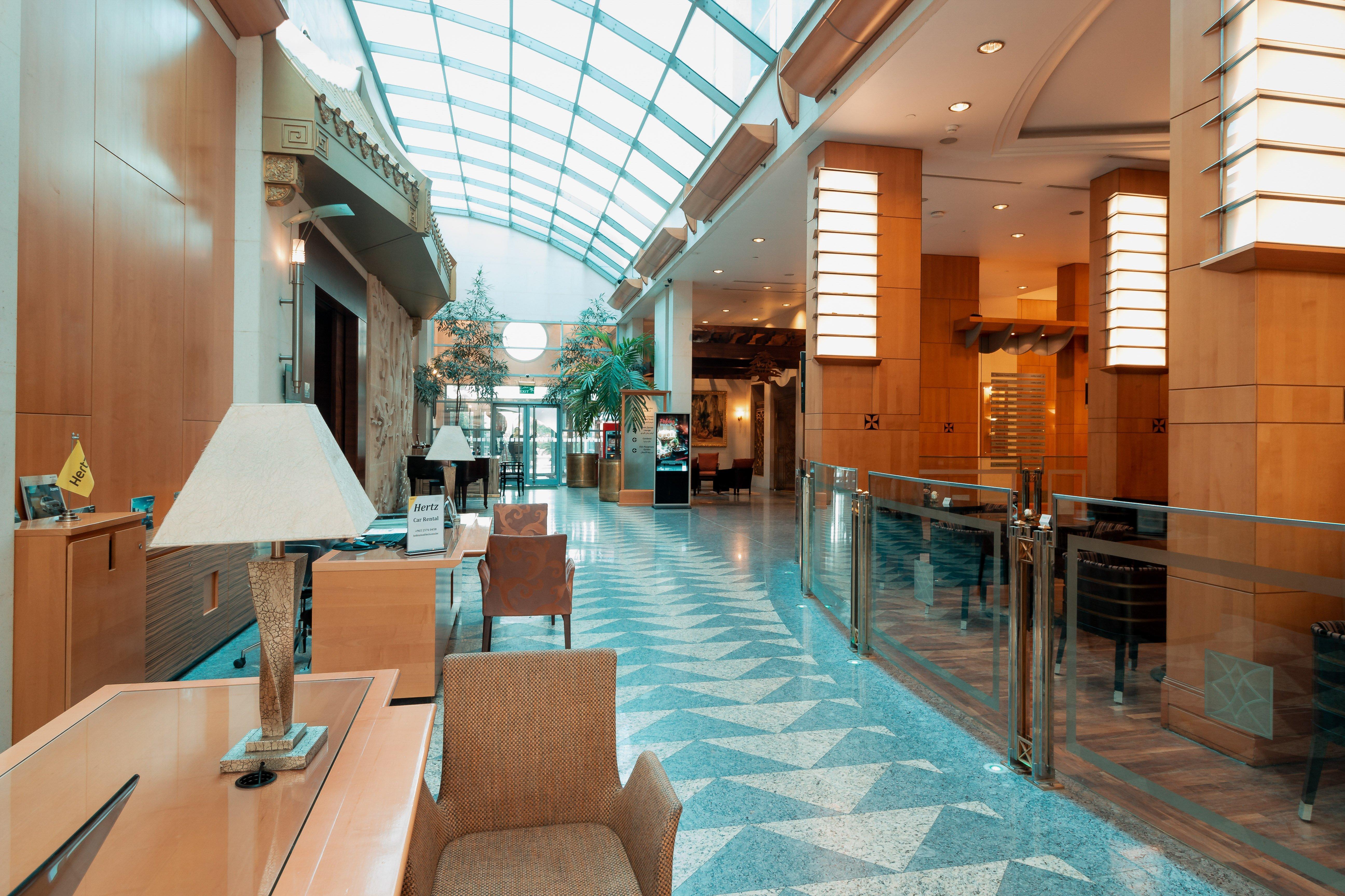 Holiday Inn Kuwait By Ihg Kuwait City Exterior foto